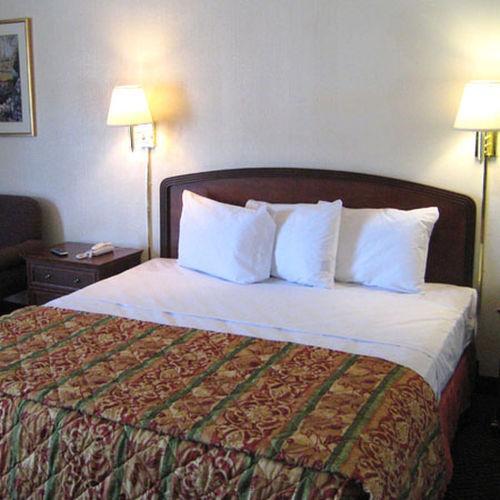 Charlotte Express Inn Oda fotoğraf