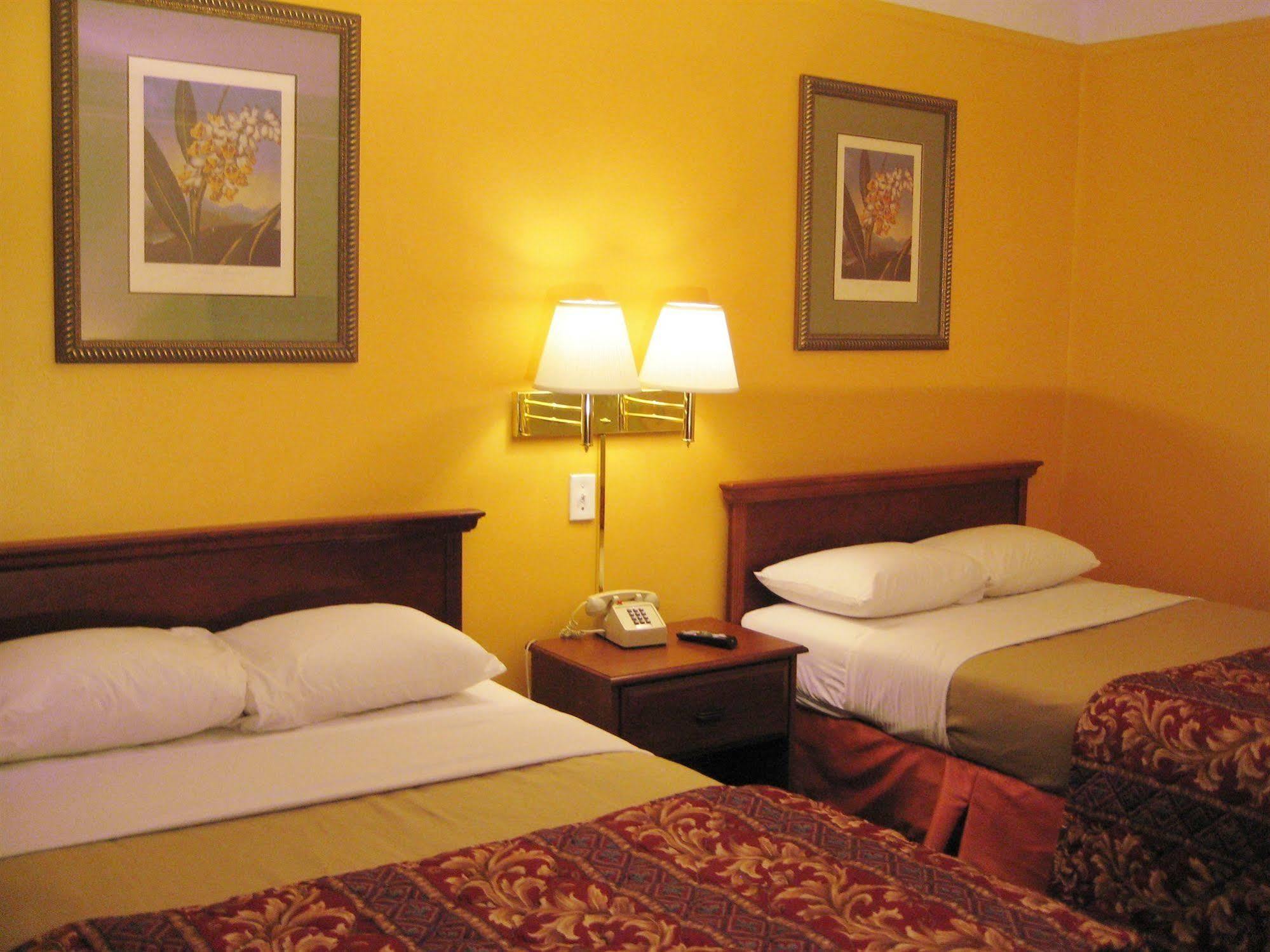 Charlotte Express Inn Dış mekan fotoğraf