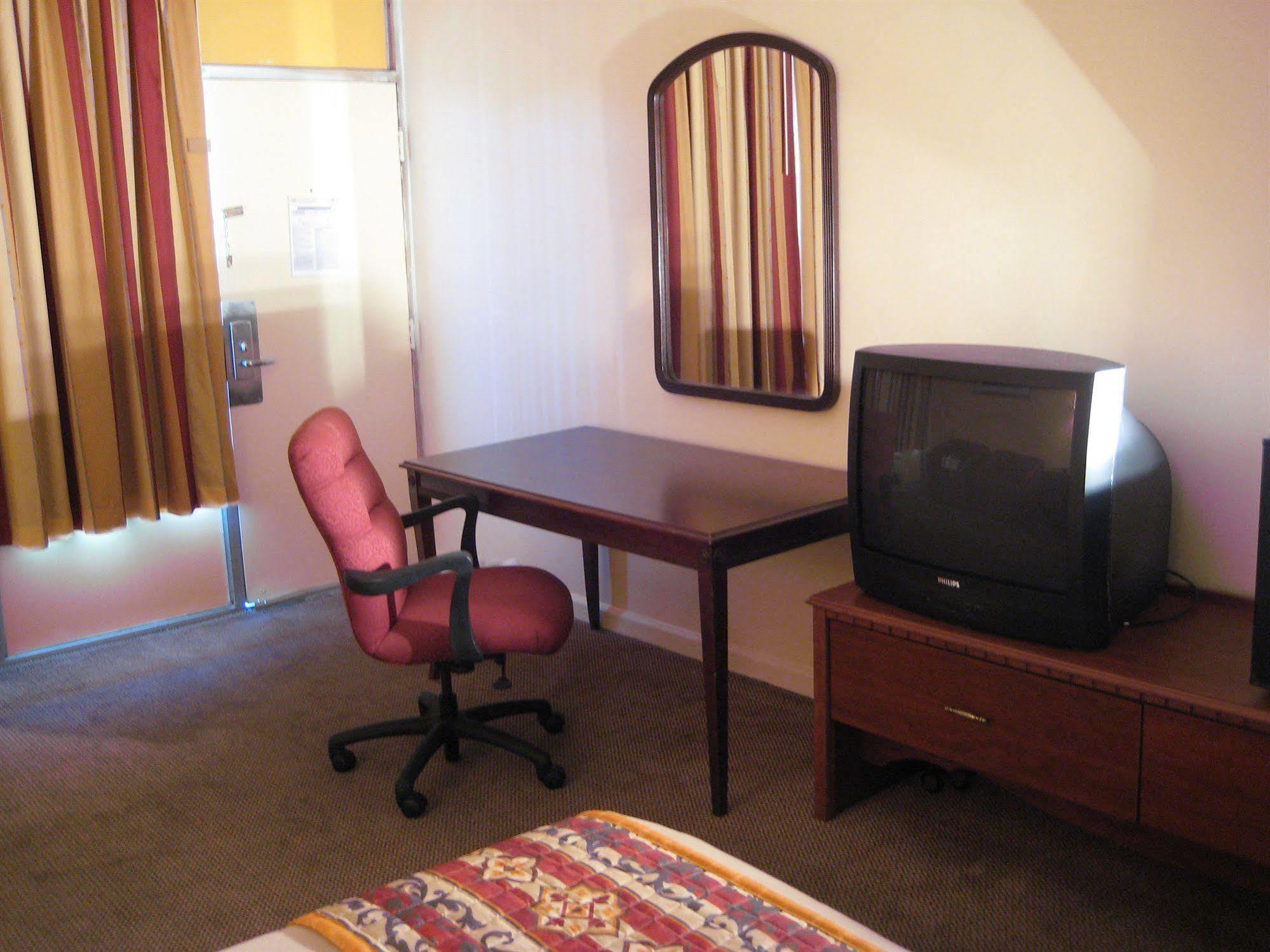 Charlotte Express Inn Dış mekan fotoğraf